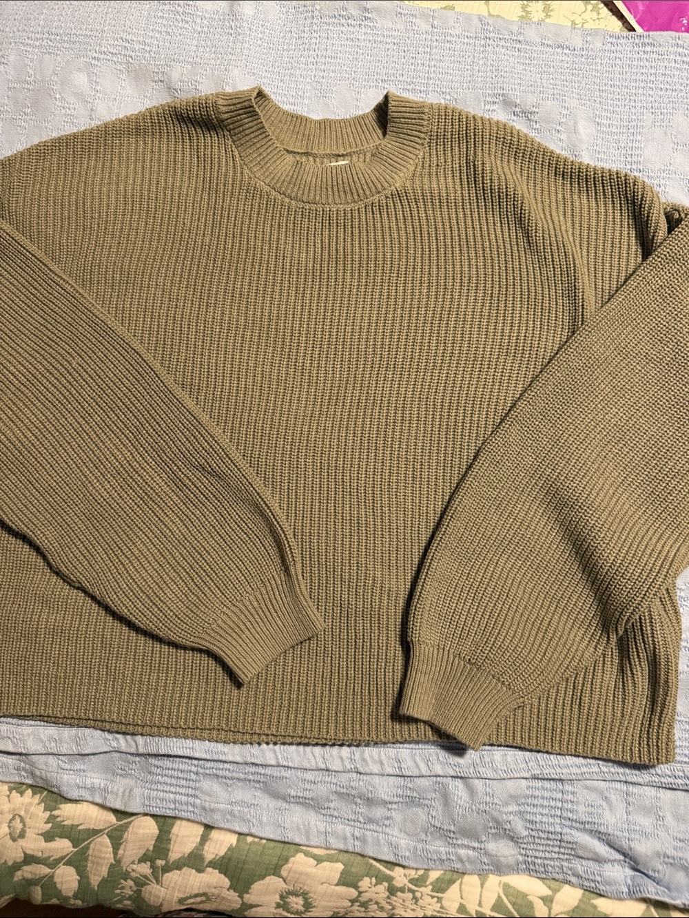 Hollister Olive Green Crewneck Sweater